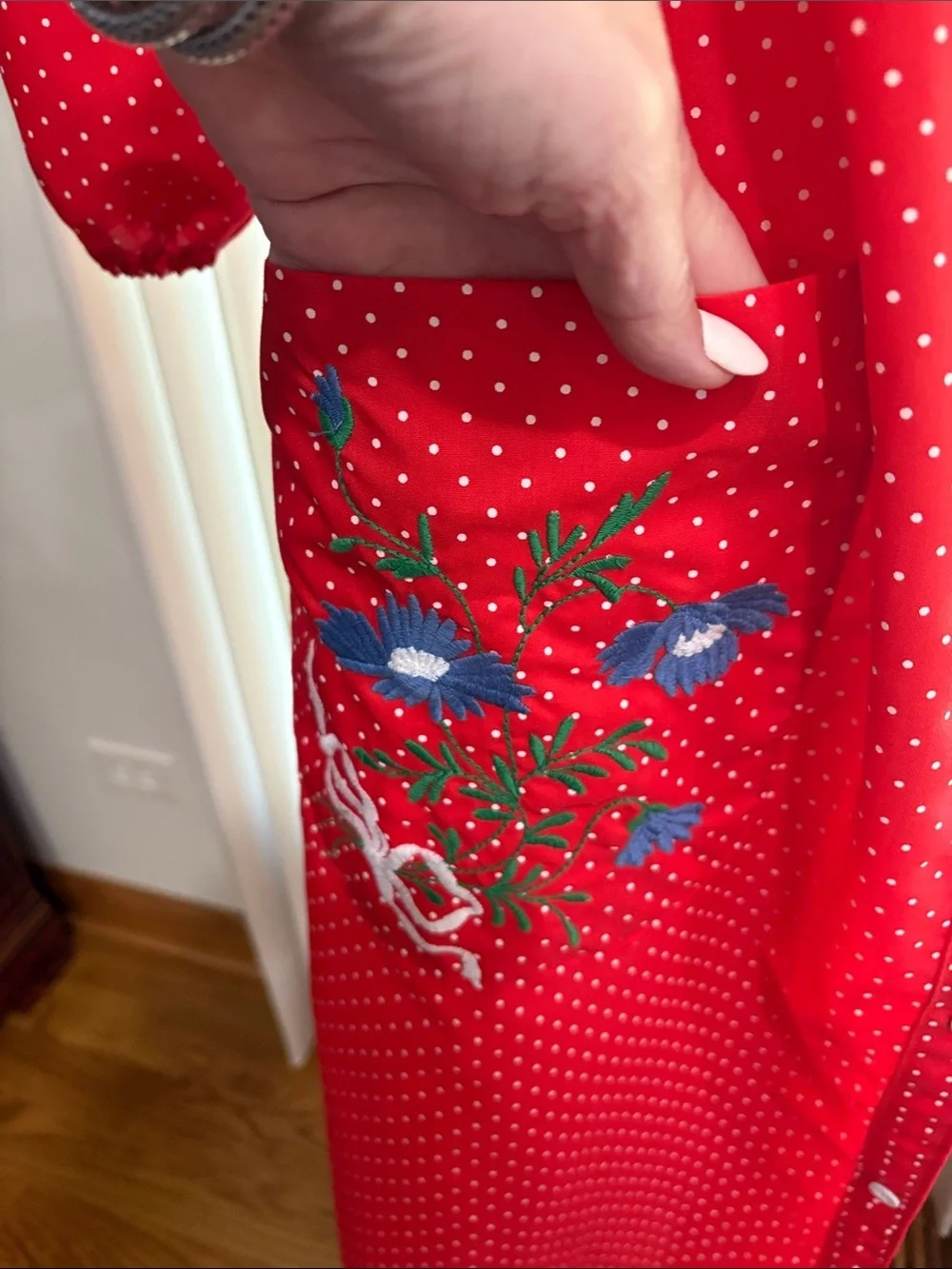 Red Polka Dot snap up house dress with Floral Embroidery pocket Med cotton blend